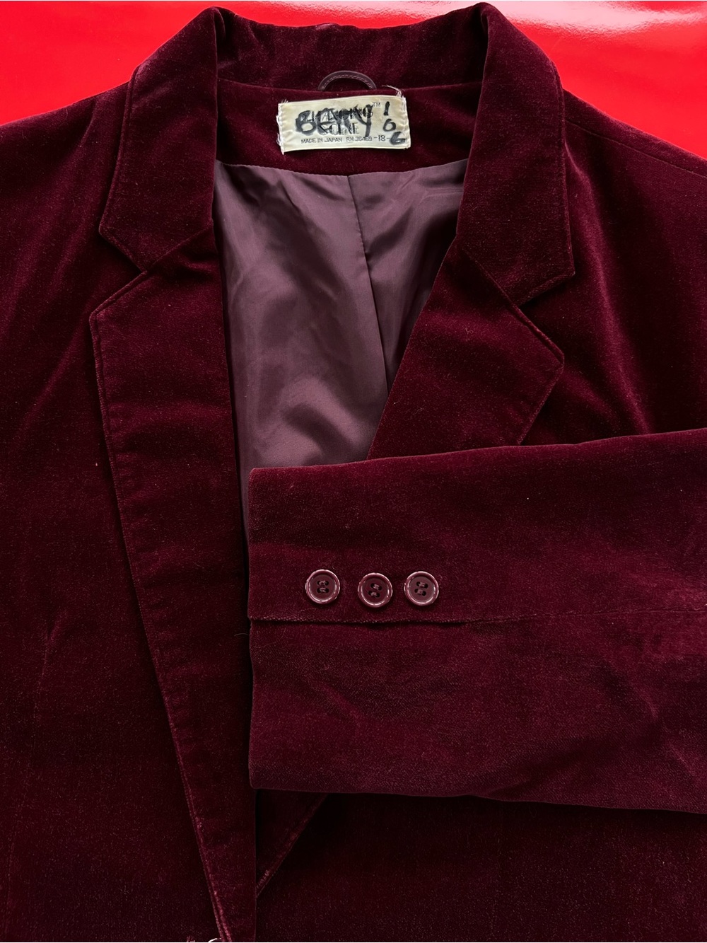 Vintage Changing Scene Women’s Burgundy Velour Blazer. Size 18. (Modern Sz Lg)